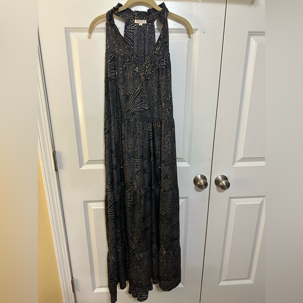 Chic Black and Gold Maxi Dress